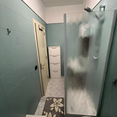 Entire Redda Apartament Bari